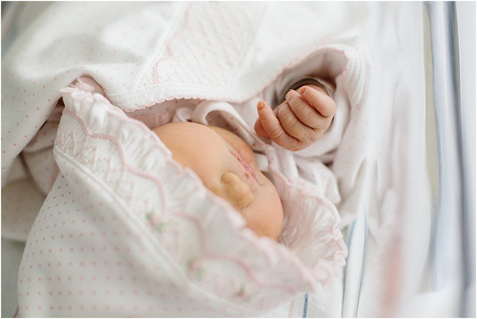 DIY hospital photos of your newborn 13